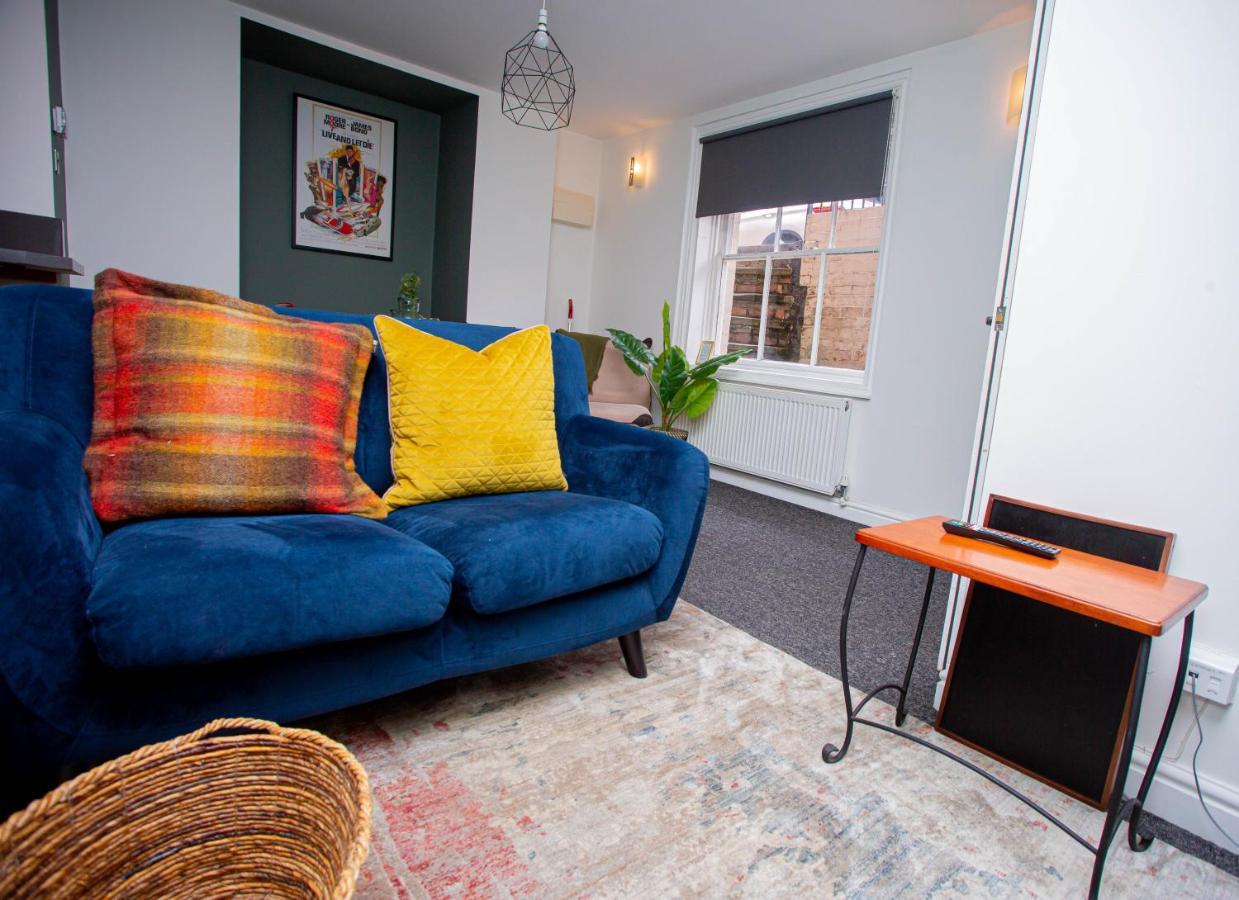 Nest Easy - Derngate Basement Apartment Northampton Exterior photo