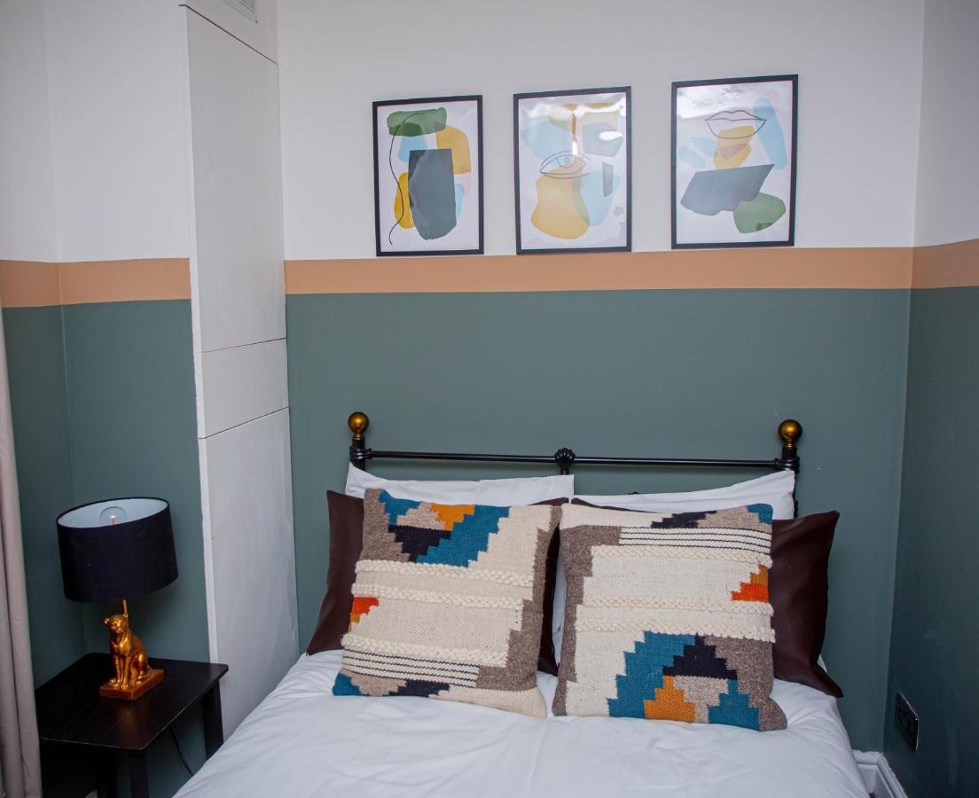 Nest Easy - Derngate Basement Apartment Northampton Exterior photo